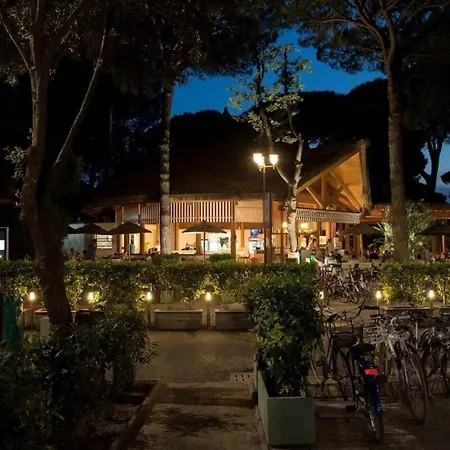 Cozy 2 Bedroom Sleeps 5 In Lido Di Spina,italy-perfect Family Retreat Vakantiehuis Lido di Spina
